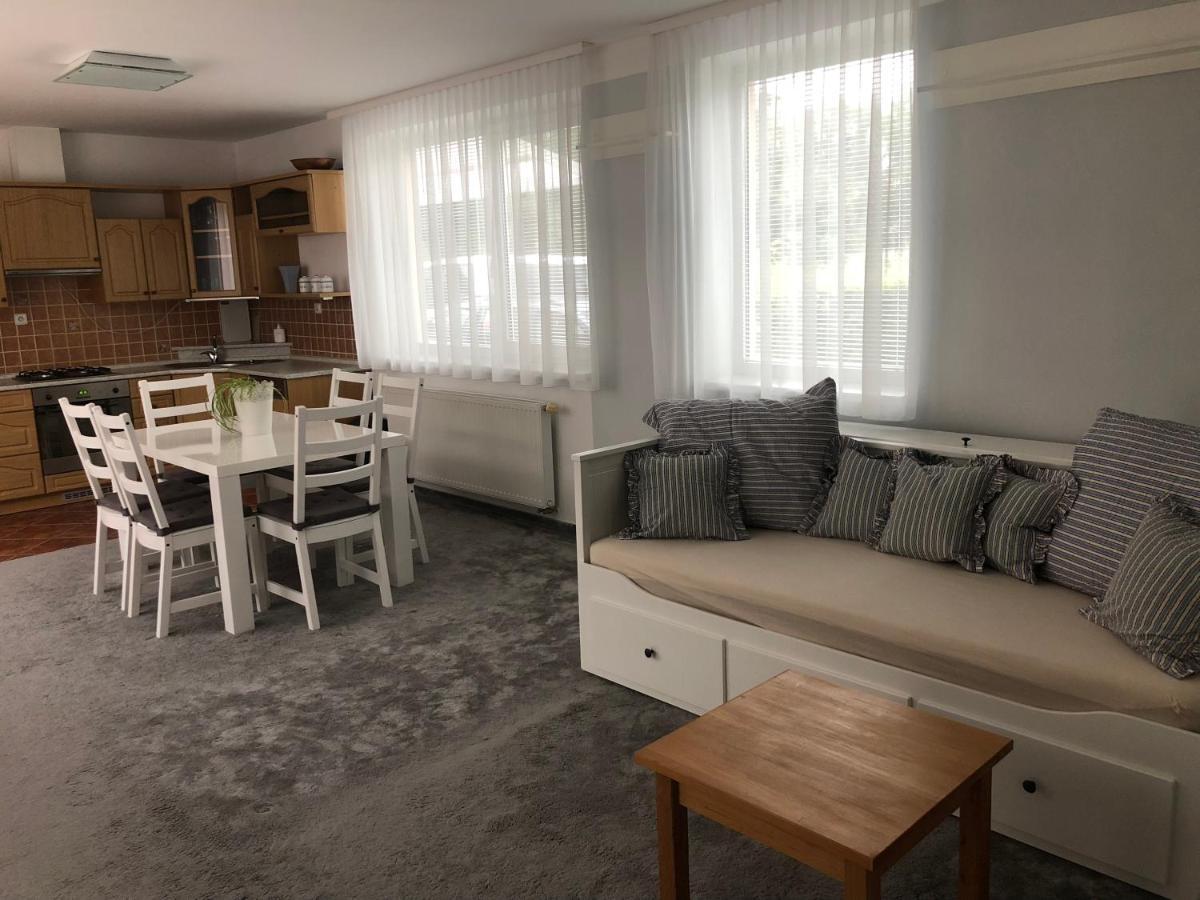 Prazdninovy Dum Zavadilka Villa Ceske Budejovice Dış mekan fotoğraf